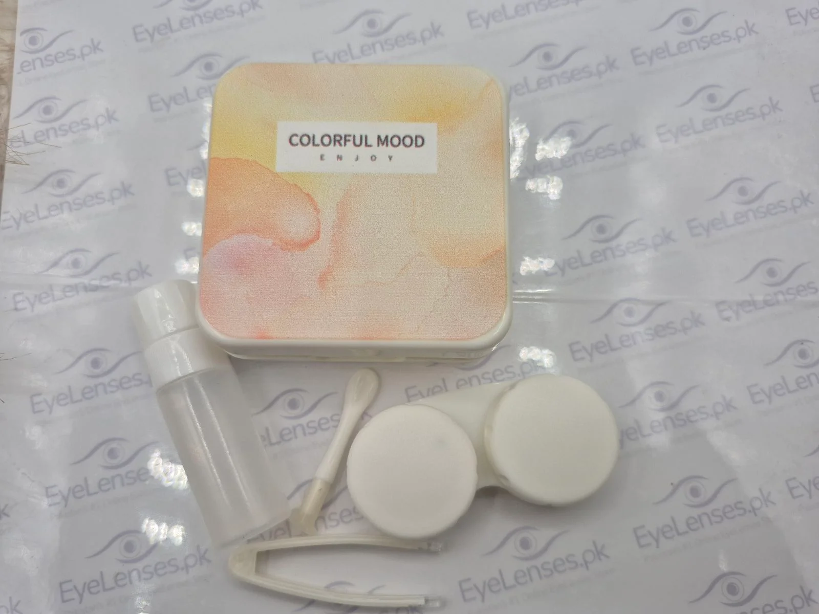 LENS SET CASING